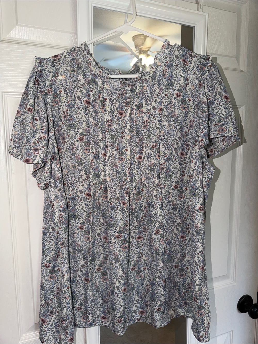 Rose & Olive Floral Short Sleeve Blouse - Blue & Cream